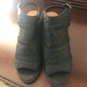 Bootie sandals